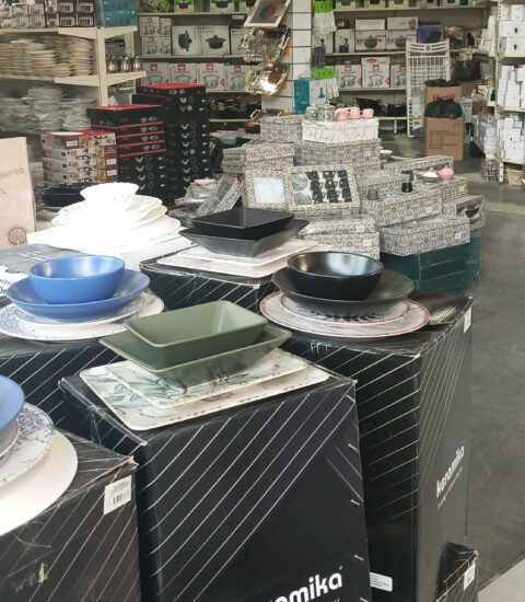 Al king, image of home appliances inside the shop