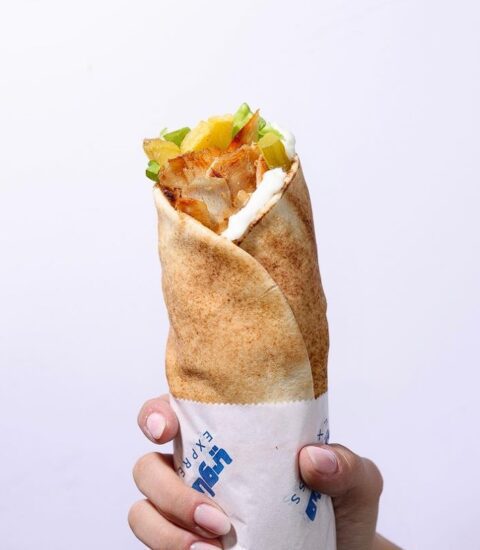 Machewe Express, image of chicken Shawarma sandwich