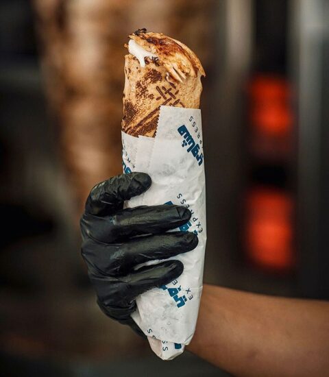 Machewe Express, image of grilled chicken sandwich