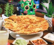 PIERRE Y AMIGOS, picture of Mexican cheese pizza