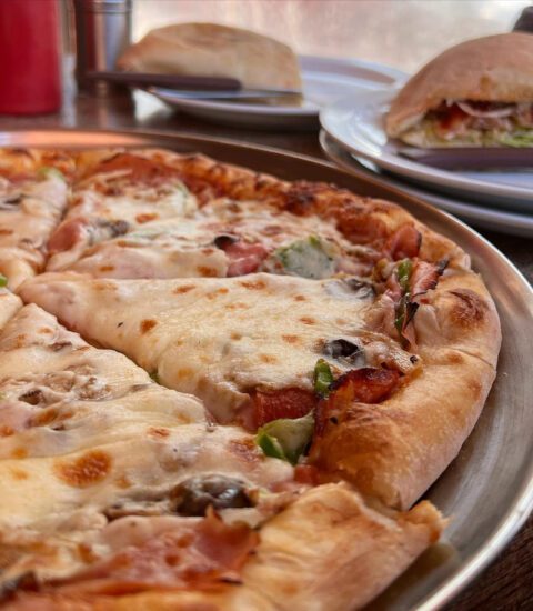 Royal Pizza, image of Lebanese Pizza and submarine plates