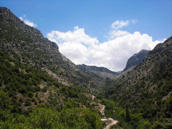 smar jbeil hiking