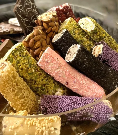 Sweeteria, malban with nuts