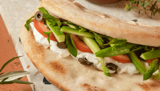 Furn Merchak,image of Manousheh with vegetables