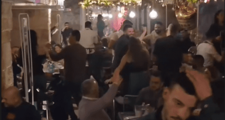 Rashid Al Najjar at Tramway Batroun