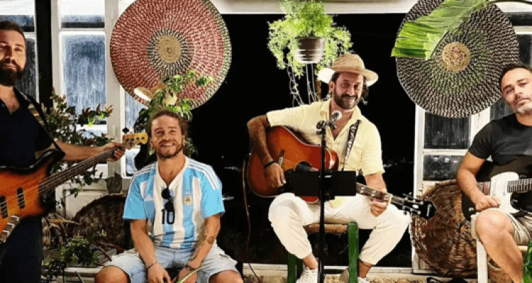 The Amberjacks at Green House