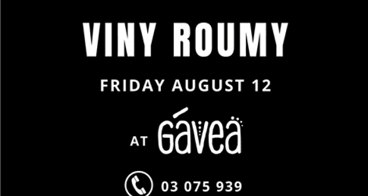 Viny Roumy at Gávea Beach Bar