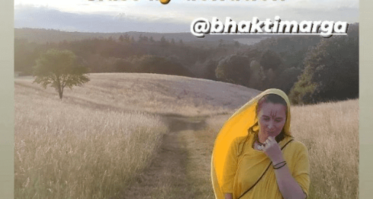 OM Chanting and Kirtan at Darma Ji