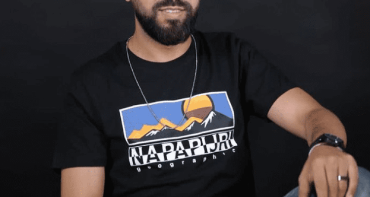 Peter Boutros at Seven Night Club