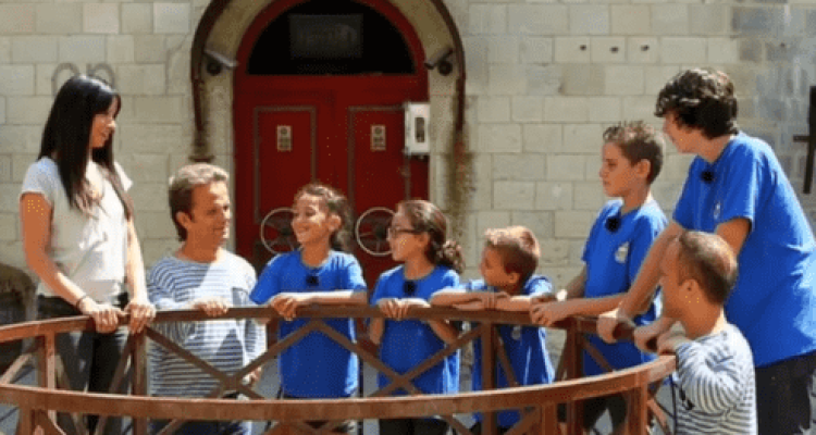 Escape Game and Treasere Hunte with Dream Ville