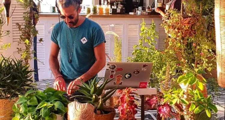 Dj Jimmy Dib at Greenhouse