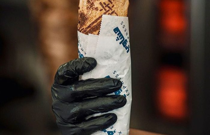 Machewe Express, image of grilled chicken sandwich