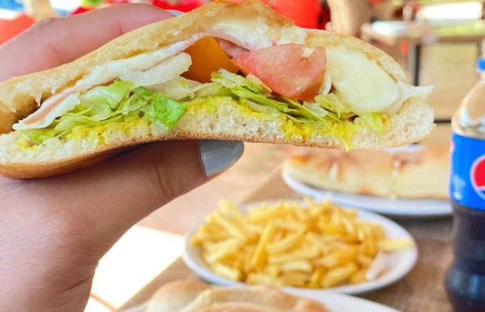 Royal pizza, image of submarine plate