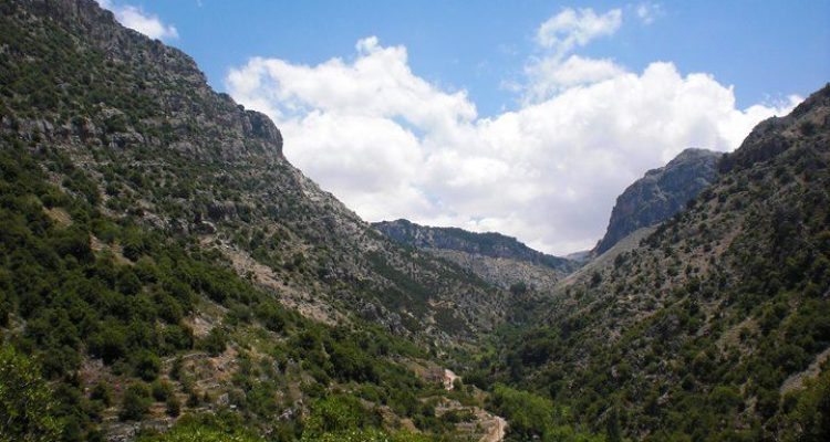 smar jbeil hiking